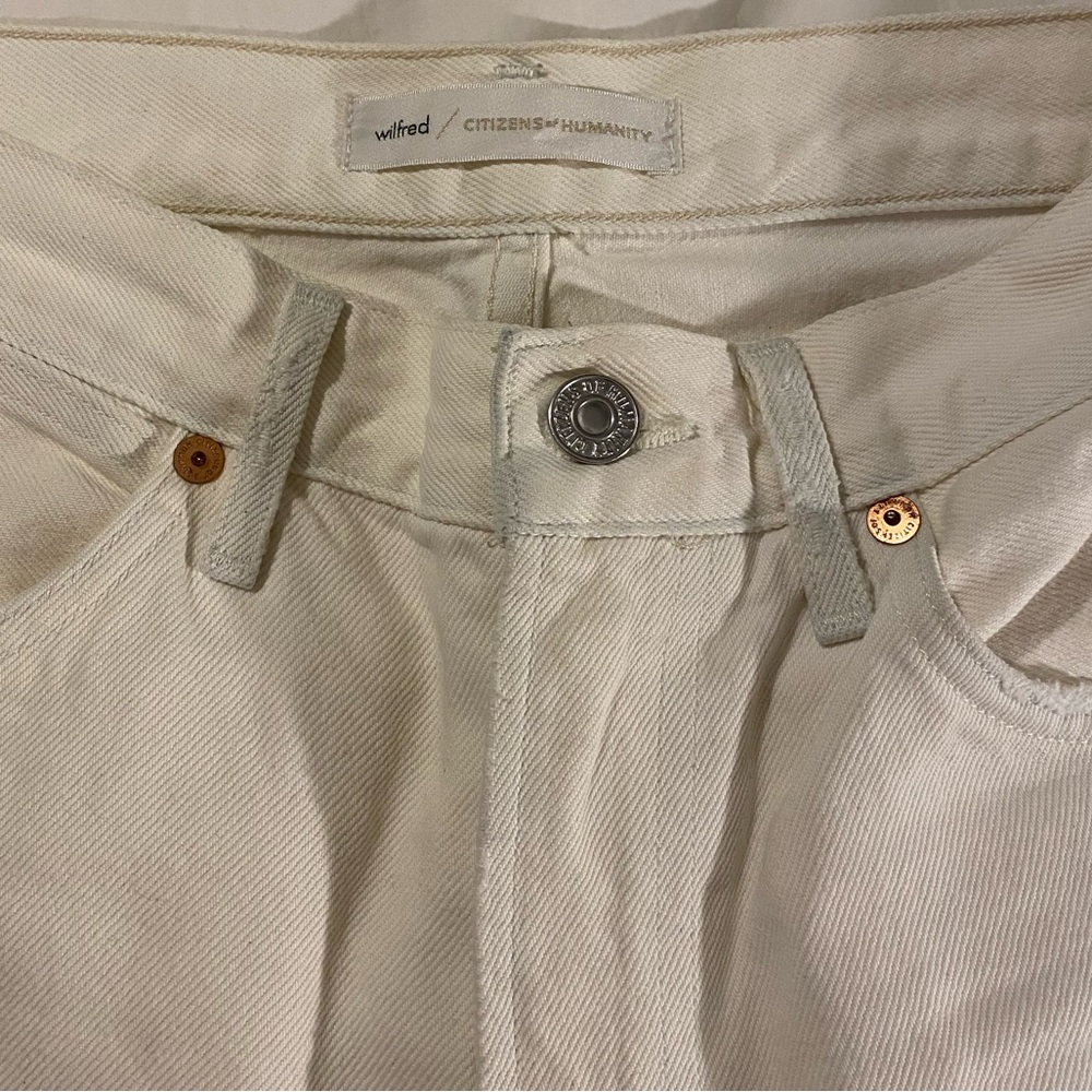 Citizens of humanity aritzia collaboration. White straight crop at ankle.Size 24 - Picture 5 of 10